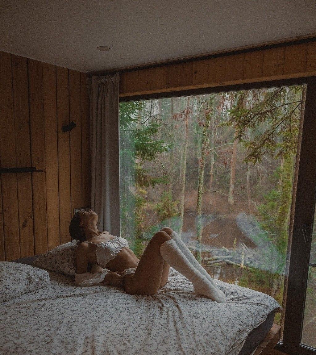 Елена привлекальеная девушка из Питкяранта цена от 7000 руб