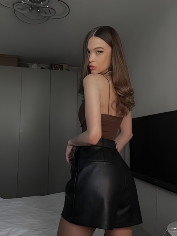 Лаура привлекательная девушка из Питкяранта цена от 2500 руб