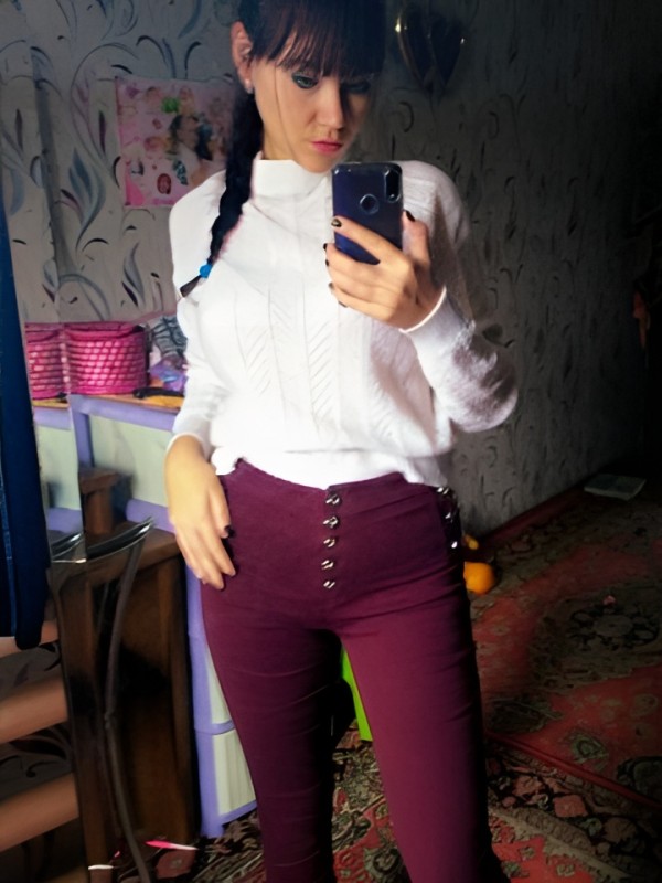 Стефания привлекательная девушка из Питкяранта цена от 2500 руб