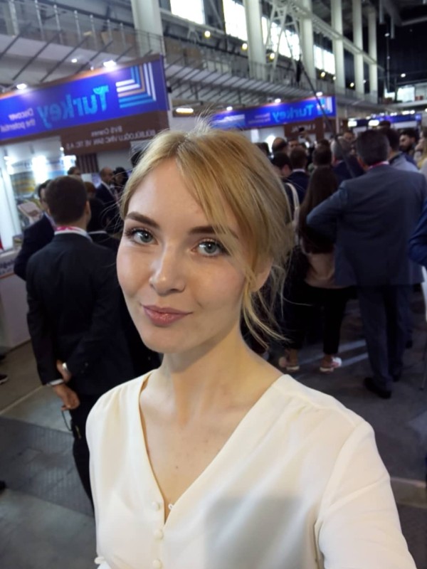 Мира привлекательная девушка из Питкяранта цена от 3000 руб